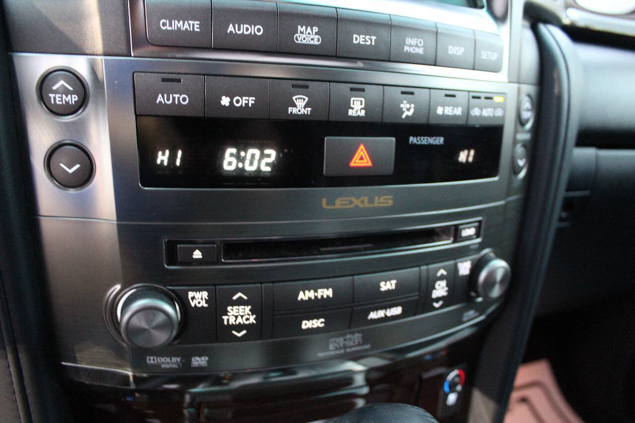 Used 2011 Lexus LX 570 4WD w/ Luxury Pkg image 20