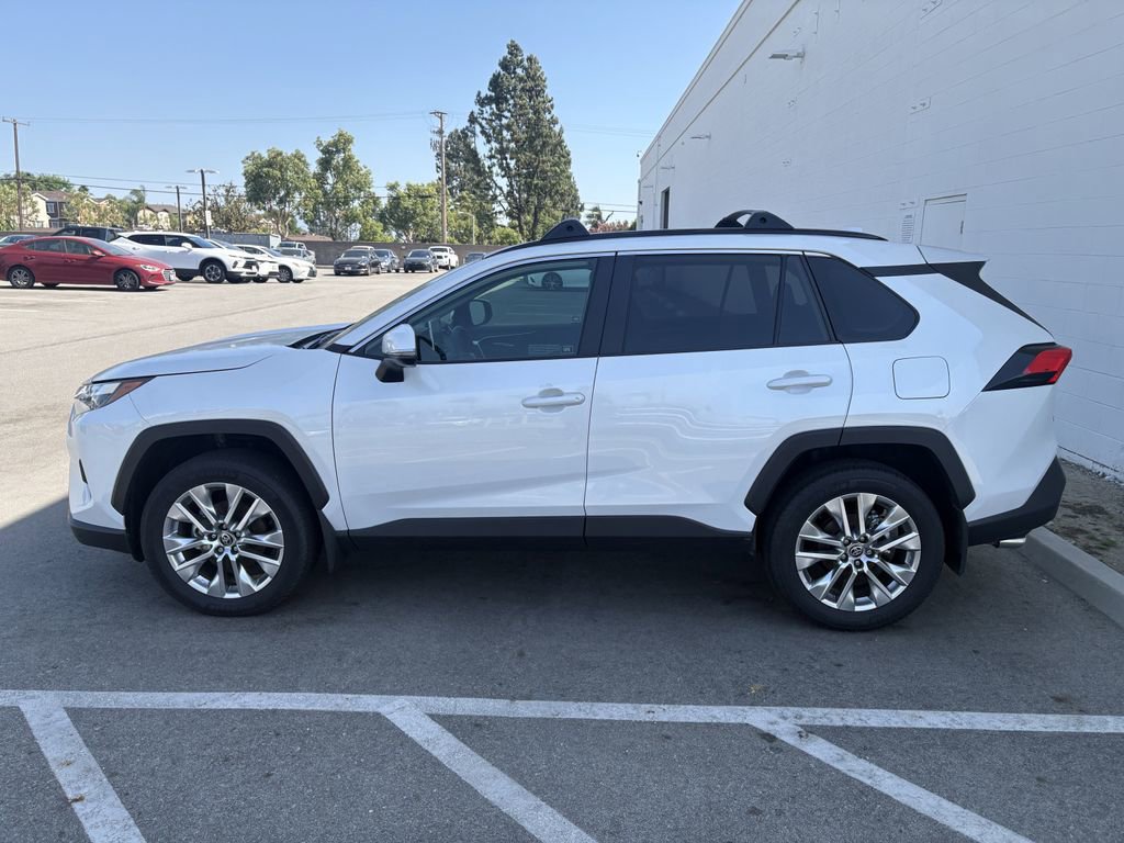 Certified 2025 Toyota RAV4 XLE Premium FWD image 2