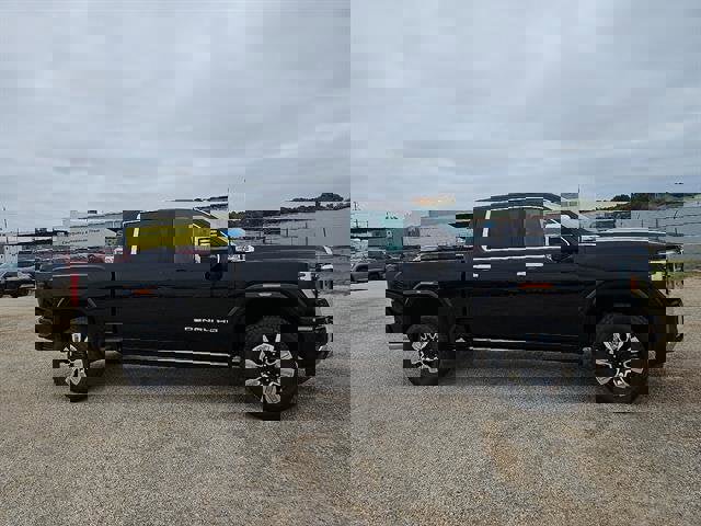 New 2025 GMC Sierra 2500 Denali w/ Denali Reserve Package image 10