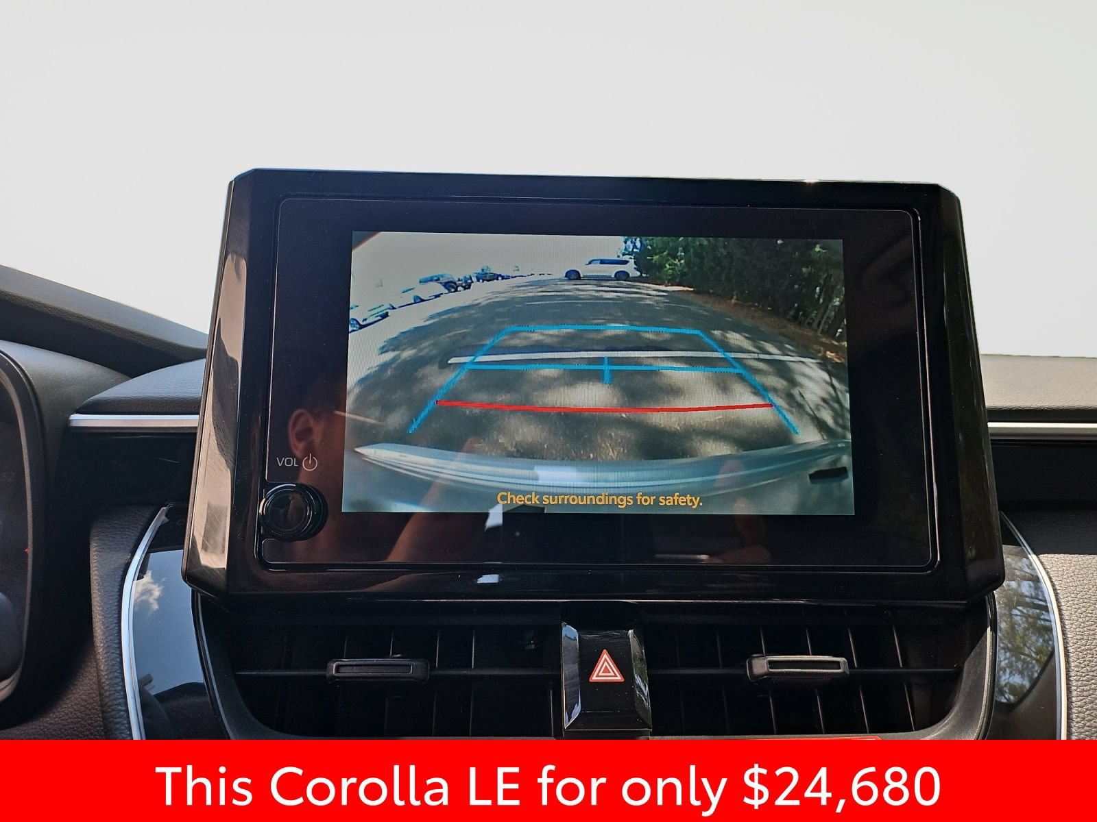 Used 2026 Toyota Corolla LE FWD image 28