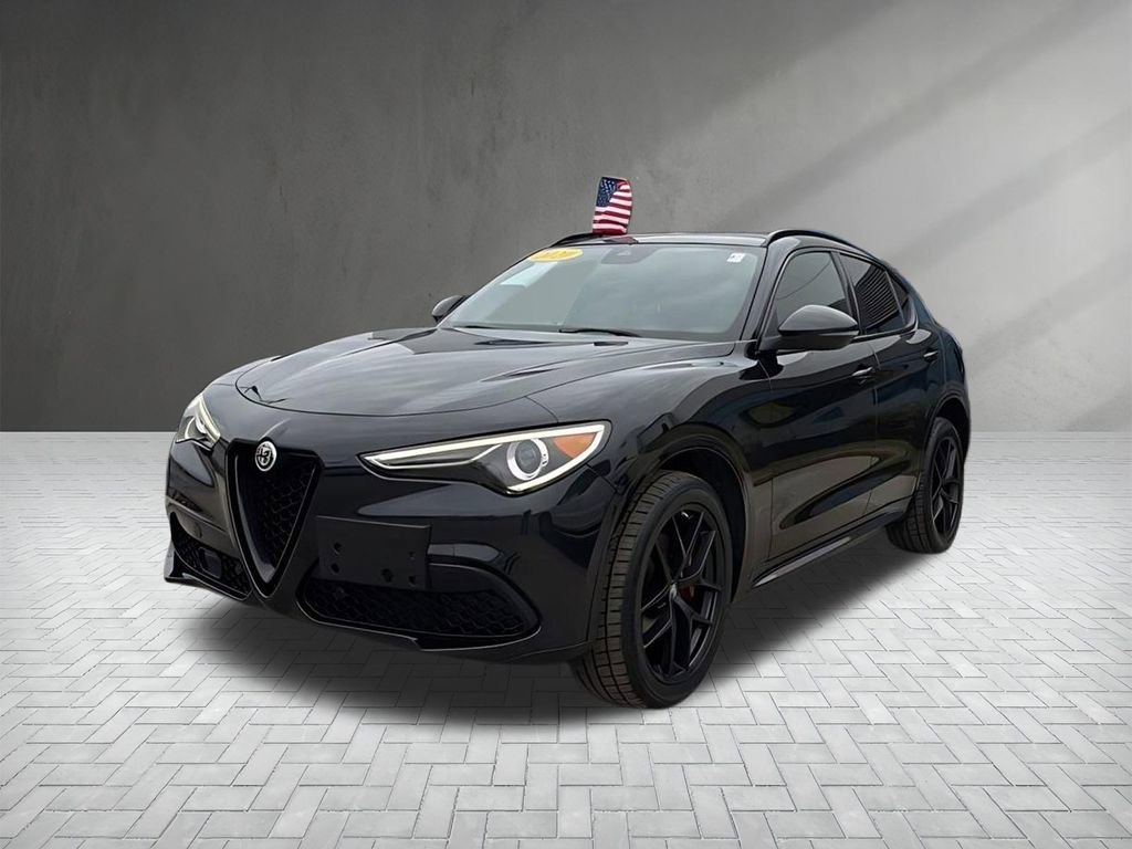 Used 2020 Alfa Romeo Stelvio Ti Sport w/ Quick Order Package 22S Sport image 4