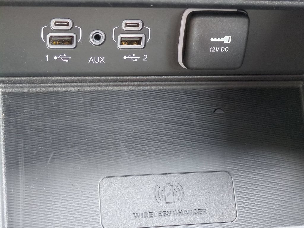 Used 2025 Jeep Grand Cherokee L Altitude AWD/4WD image 25