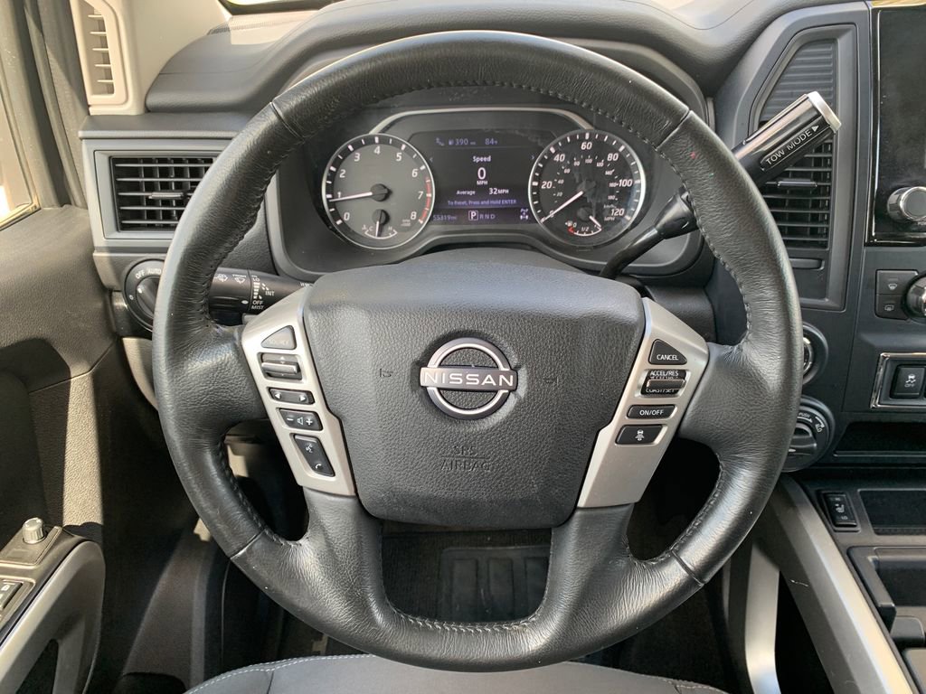 Used 2023 Nissan Titan SV w/ SV Convenience Package image 11