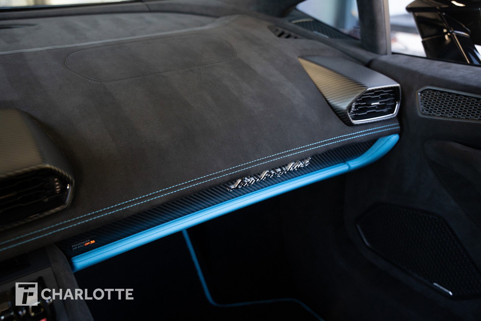 Used 2024 Lamborghini Huracan Tecnica image 27