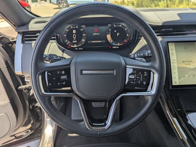 Used 2025 Land Rover Range Rover Sport SE AWD/4WD image 8