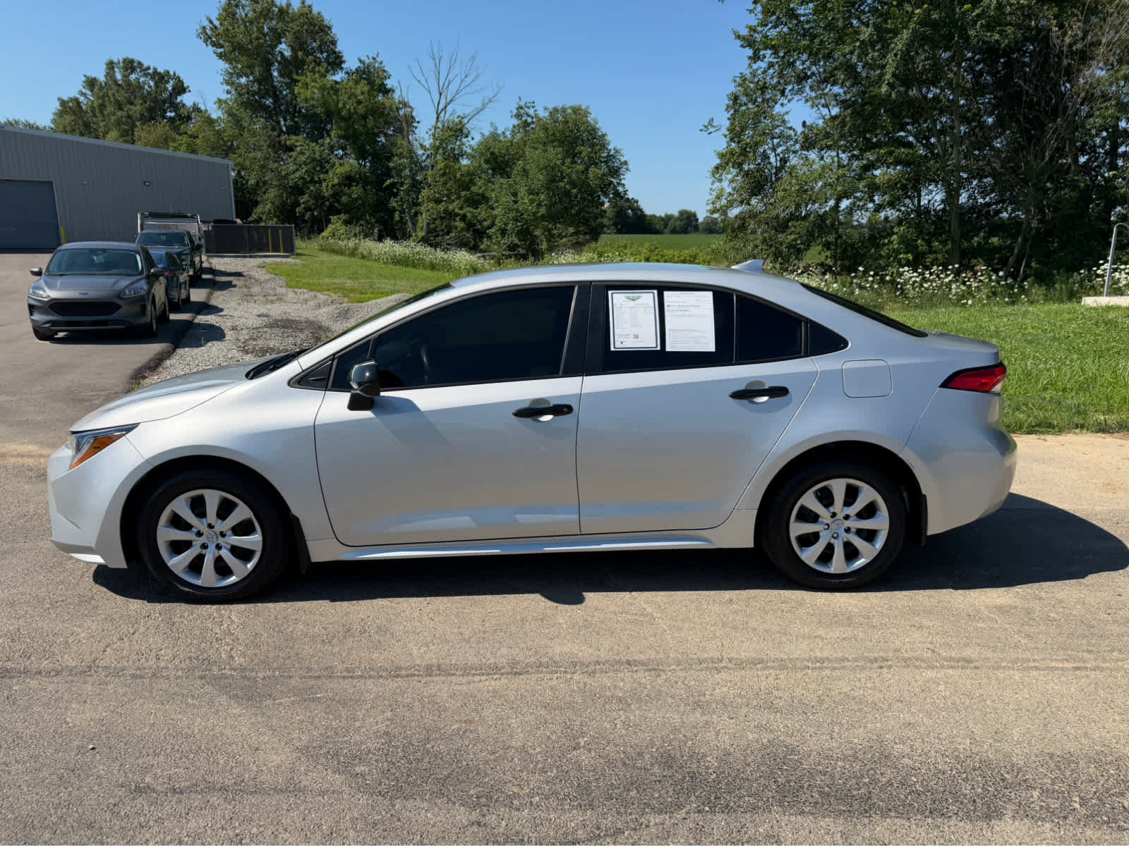 Used 2025 Toyota Corolla LE FWD image 8