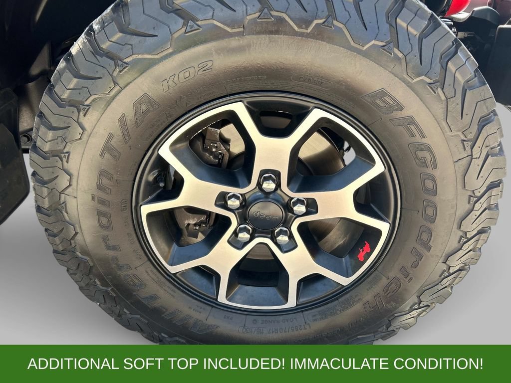 Used 2020 Jeep Wrangler Unlimited Rubicon w/ Dual Top Group AWD/4WD image 12
