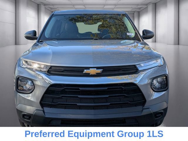 Used 2023 Chevrolet TrailBlazer LS FWD image 2