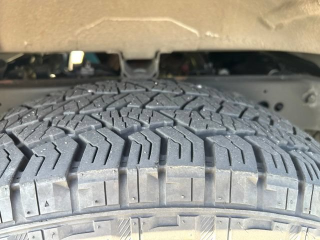 Used 2024 Nissan Frontier PRO-4X w/ Off-Road Protection Package AWD/4WD image 27