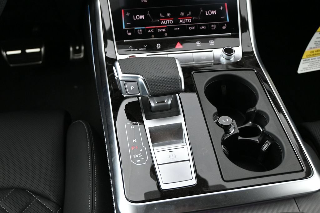 New 2026 Audi SQ8 Premium Plus AWD/4WD image 16