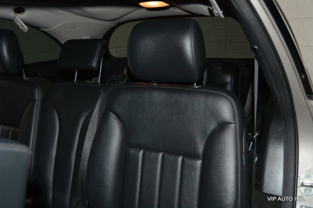 Used 2009 Mercedes-Benz R 320 BlueTEC 4MATIC image 22