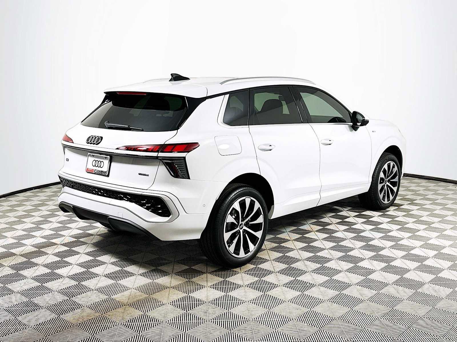 New 2026 Audi Q3 quattro 2.0T image 7