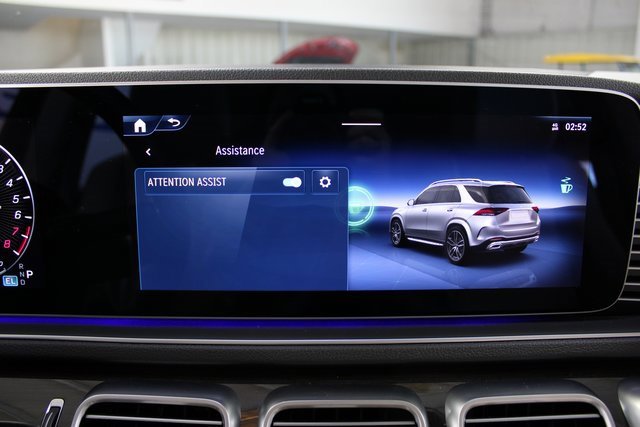 Used 2024 Mercedes-Benz GLE 450e 4MATIC image 29