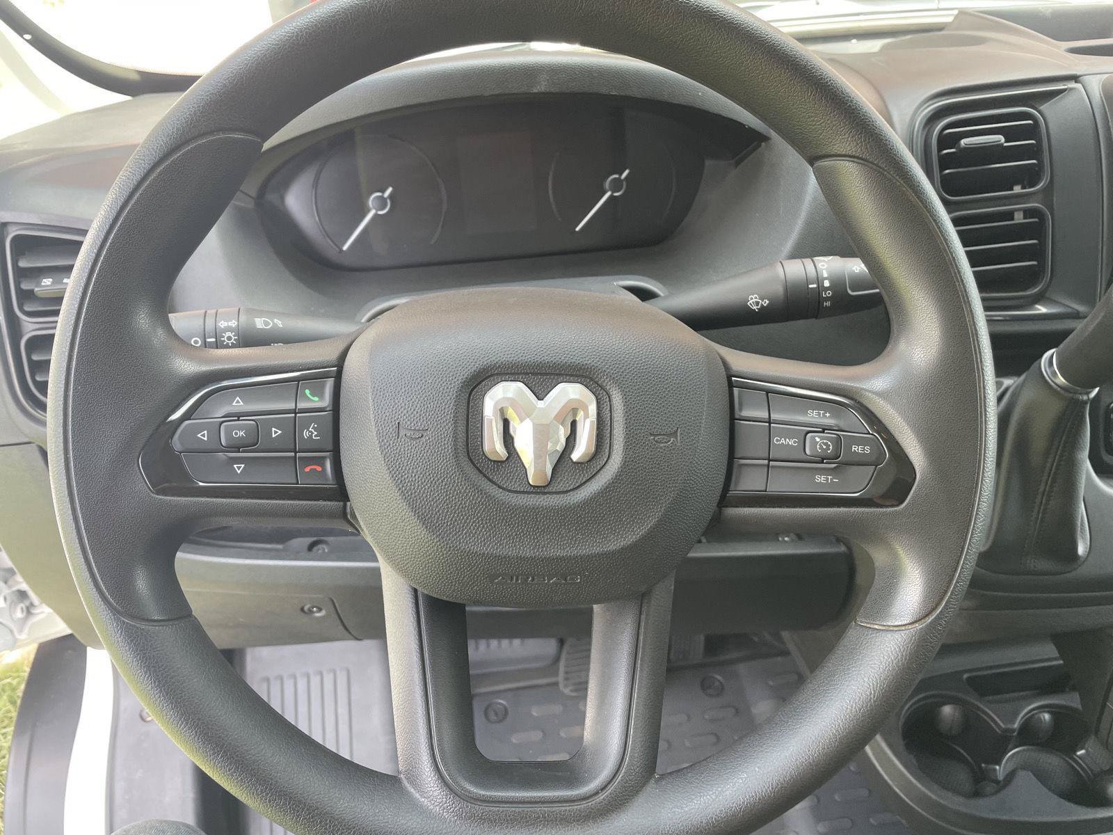 Used 2023 RAM ProMaster 2500 w/ Premium Appearance Group FWD image 16