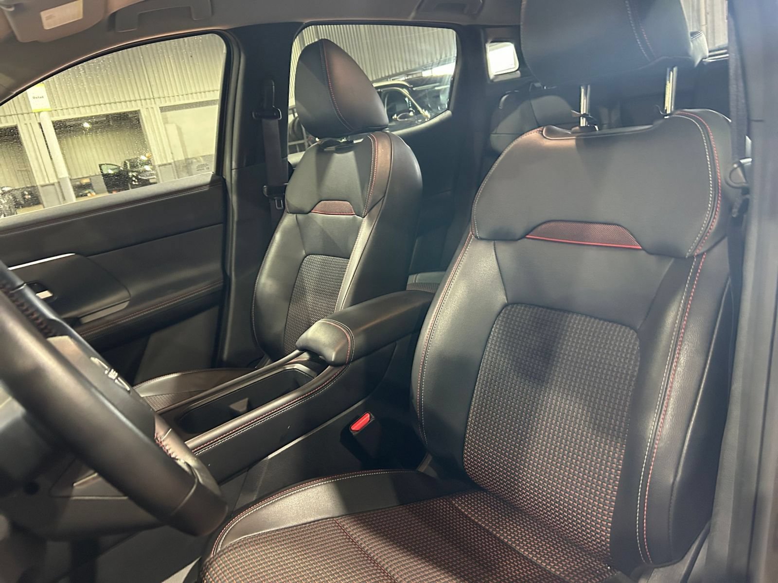 Used 2026 Nissan Kicks SR AWD/4WD image 30