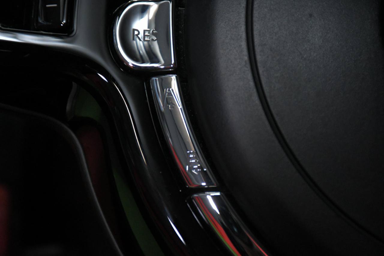 Used 2017 Rolls-Royce Wraith RWD image 21