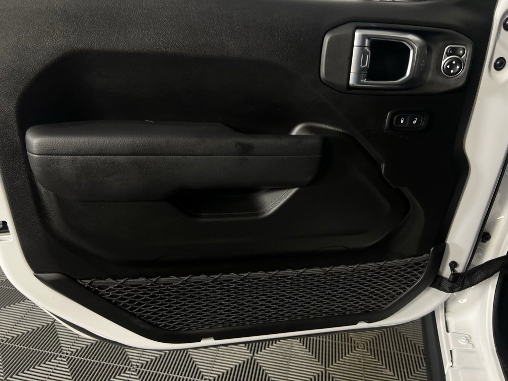 Certified 2024 Jeep Wrangler Willys image 26