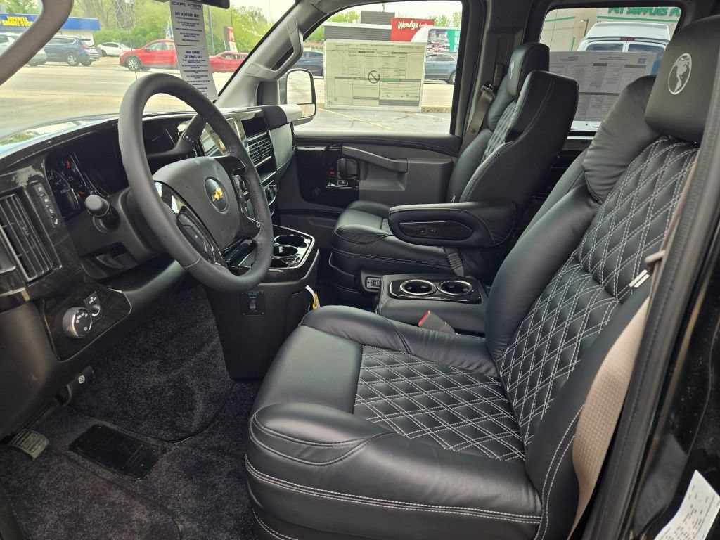 New 2026 Chevrolet Express 2500 w/ Driver Convenience Package RWD image 26