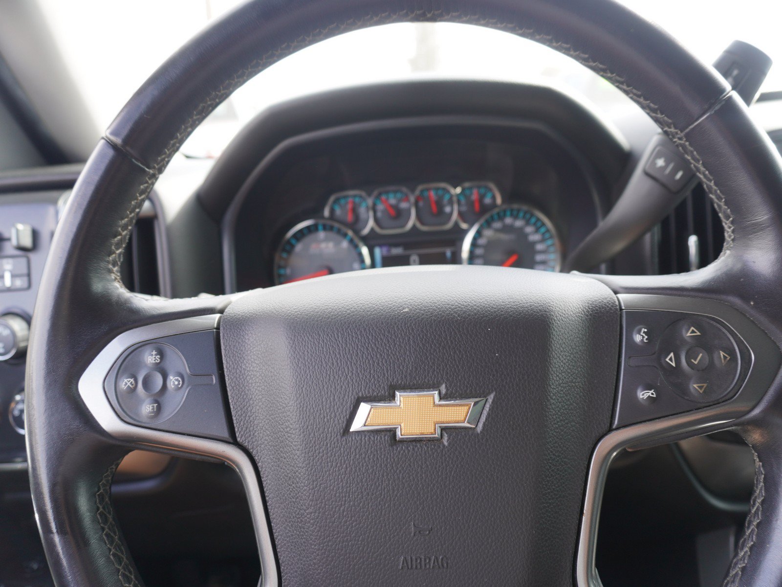 Used 2018 Chevrolet Silverado 1500 LT w/ All Star Edition AWD/4WD image 22