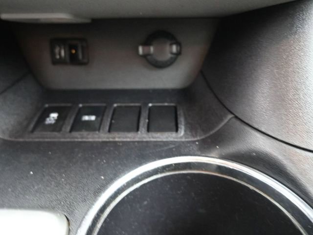 Used 2015 Toyota Highlander XLE image 4