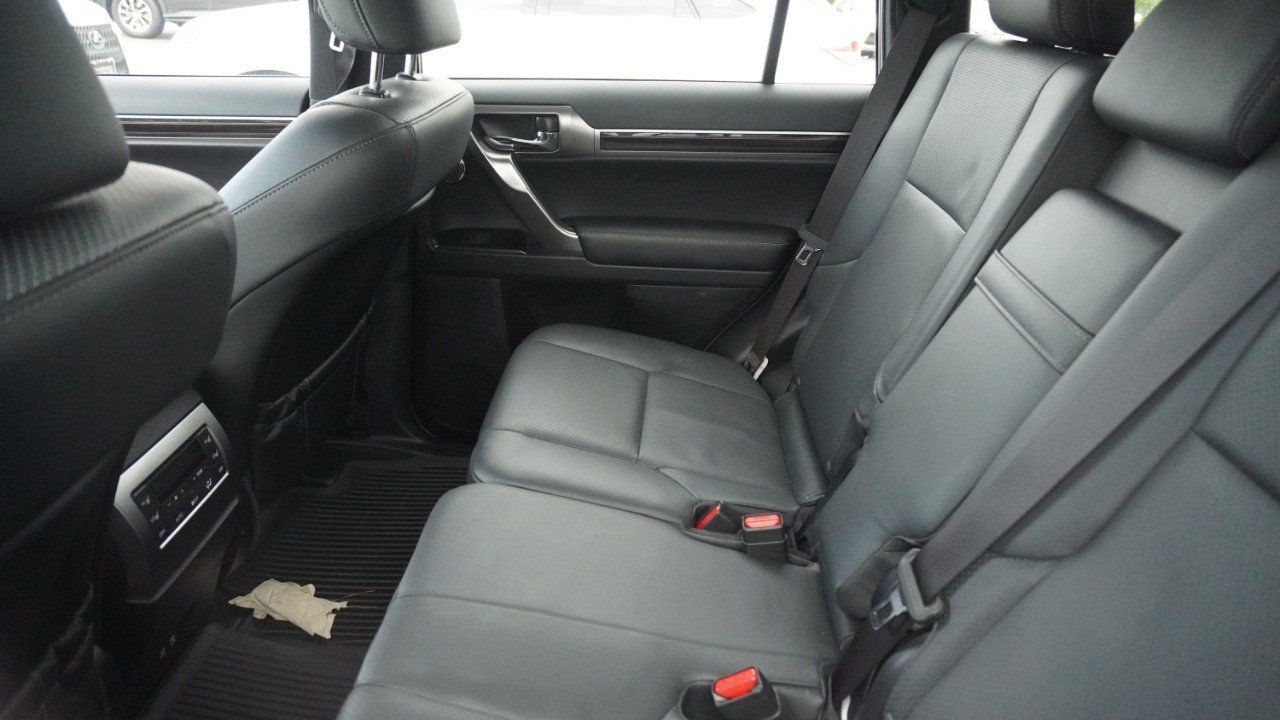 Certified 2023 Lexus GX 460 Luxury w/ Accessory Package AWD/4WD image 9