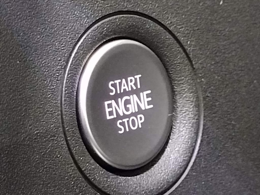 New 2025 Volkswagen ID.4 Pro S image 31