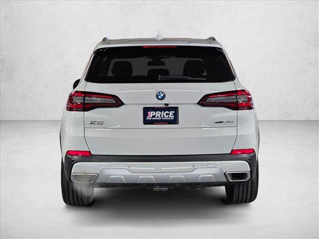 Used 2023 BMW X5 xDrive45e image 7