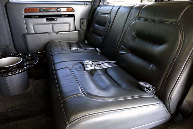 Used 2001 Cadillac De Ville Limousine FWD image 18