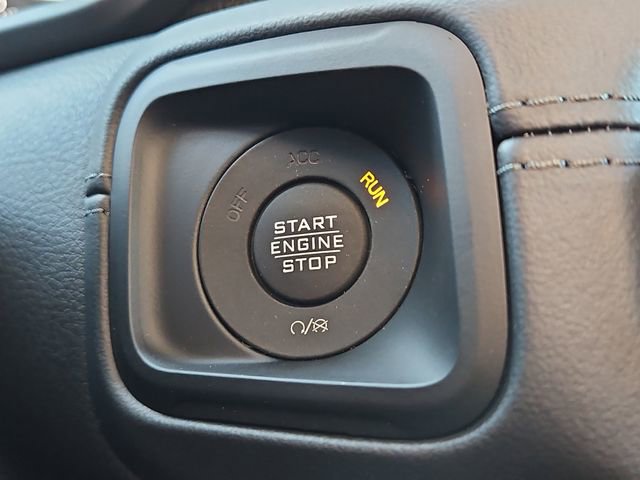 New 2025 Jeep Wrangler Sahara image 14