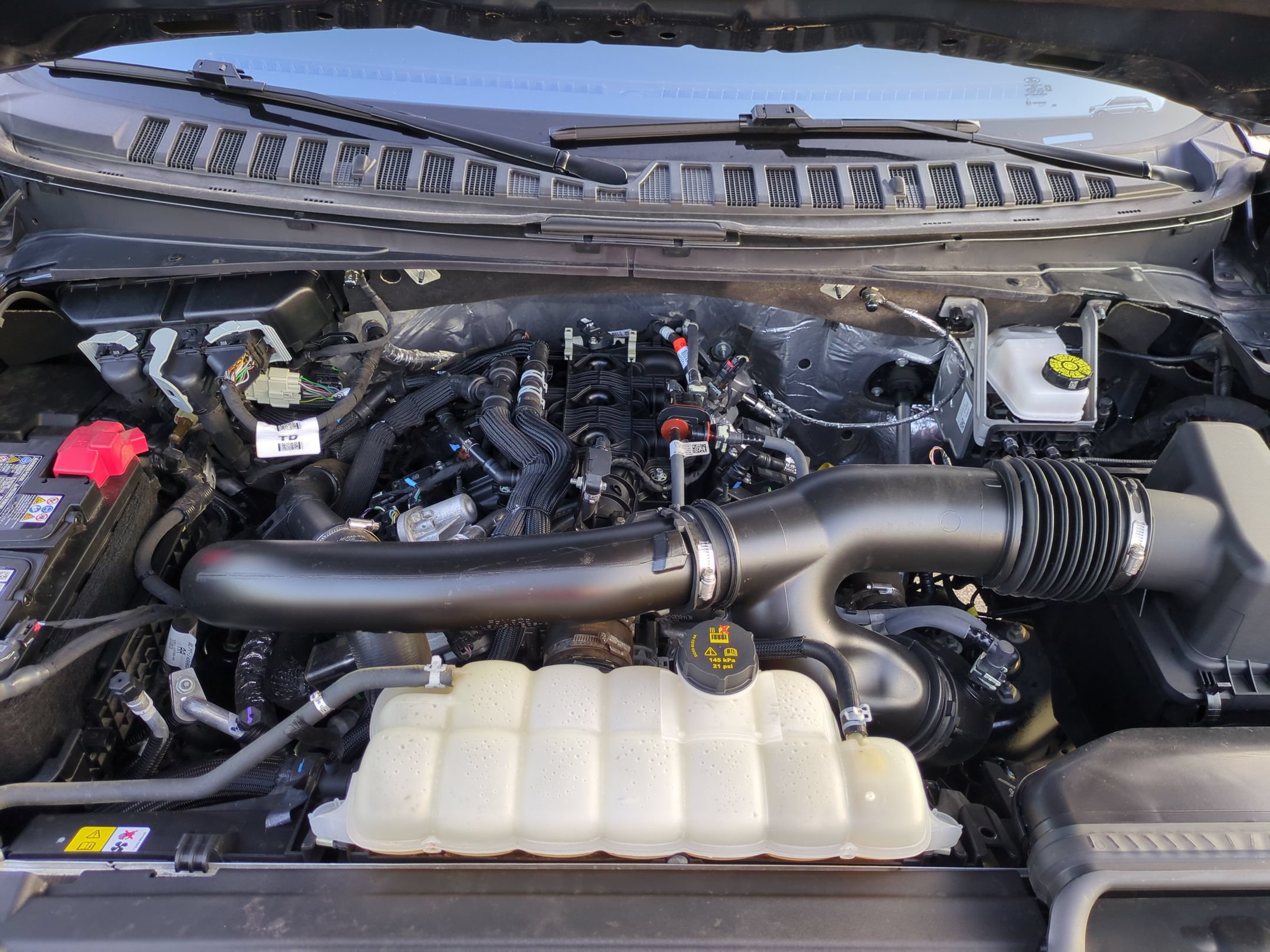Certified 2025 Ford Expedition Active AWD/4WD image 41