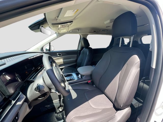 New 2026 Kia Carnival EX FWD image 21