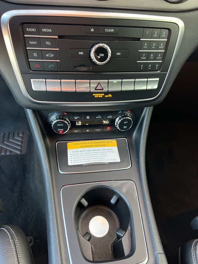 Used 2019 Mercedes-Benz GLA 250 4MATIC image 34