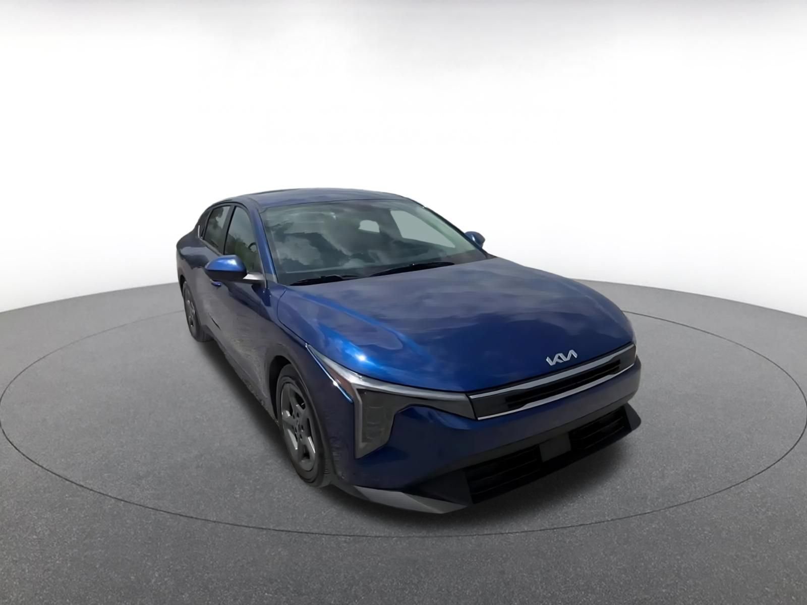 Used 2025 Kia K4 FWD image 3