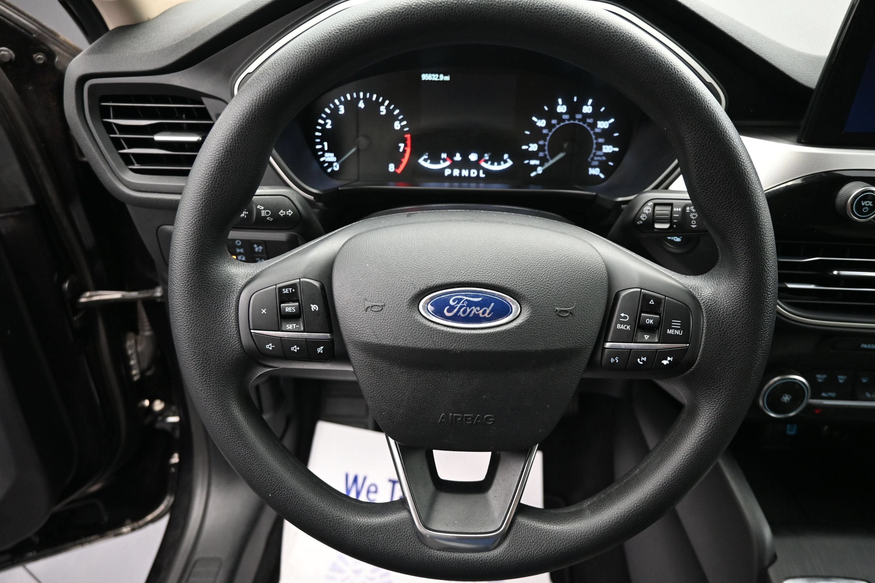 Used 2020 Ford Escape SE FWD image 12