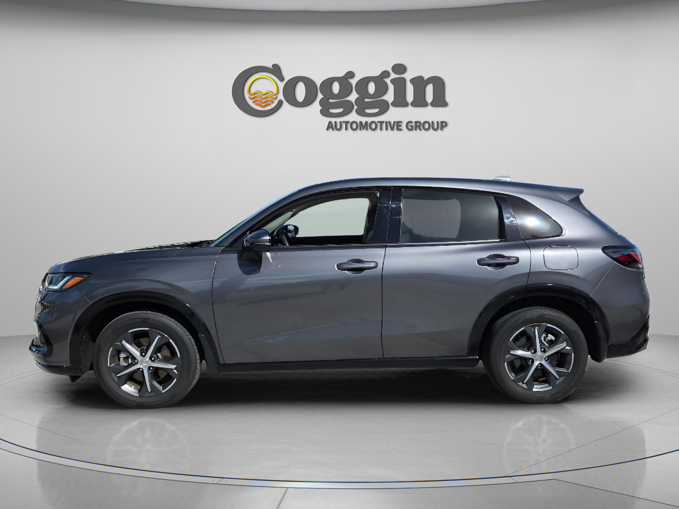 Certified 2025 Honda HR-V EX-L image 2
