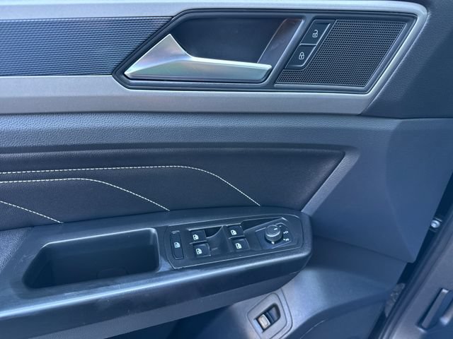 Used 2020 Volkswagen Atlas Cross Sport SEL R-Line AWD/4WD image 21