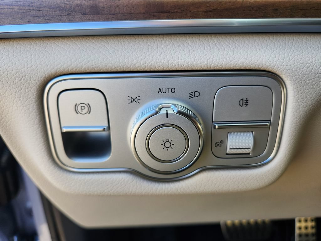 New 2026 Mercedes-Benz GLS 580 4MATIC image 20