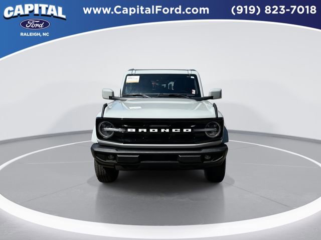 Used 2023 Ford Bronco Outer Banks AWD/4WD image 3