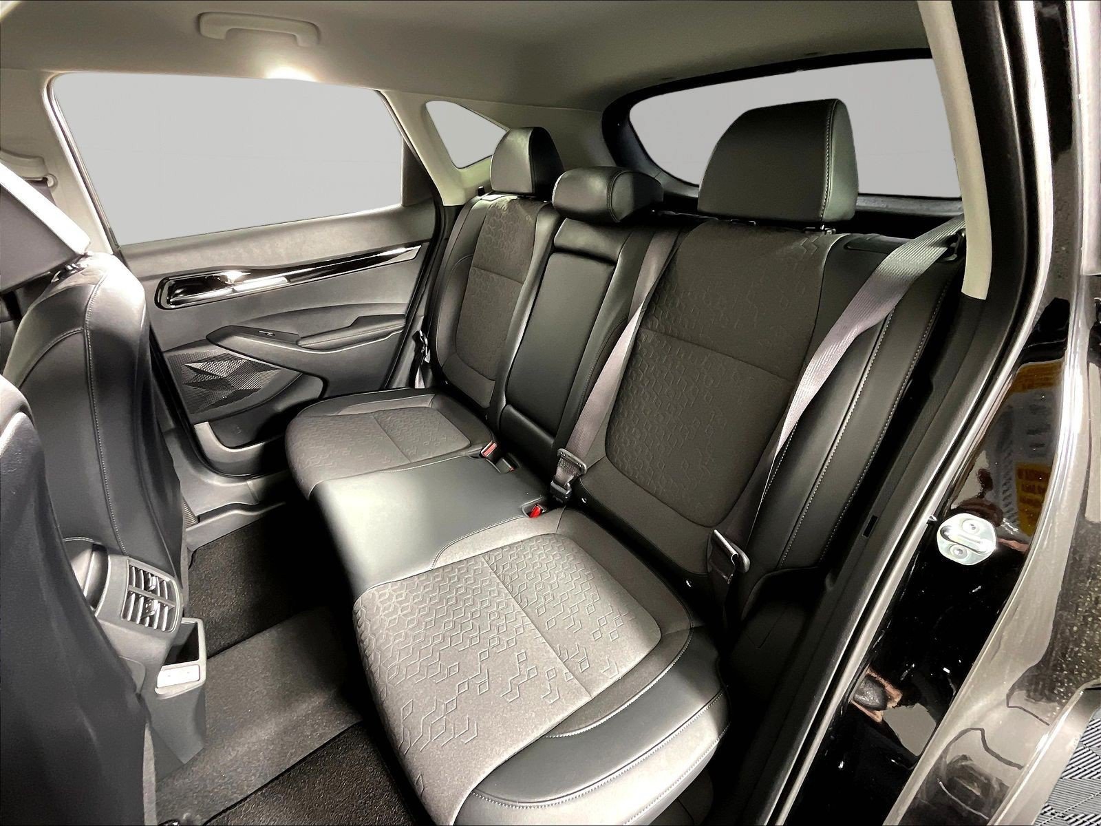 New 2026 Kia Seltos S AWD/4WD image 17