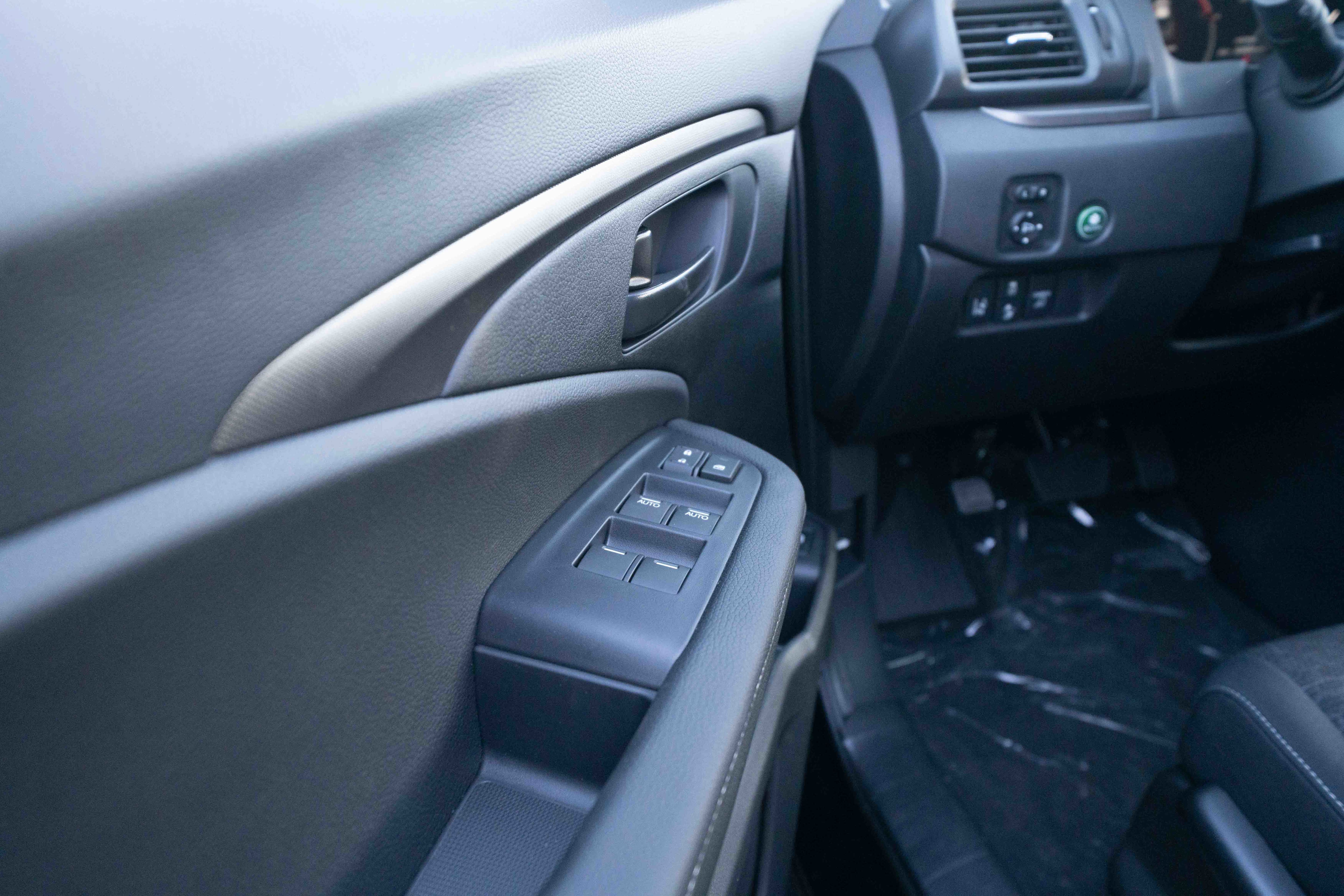 New 2026 Honda Ridgeline Sport image 7