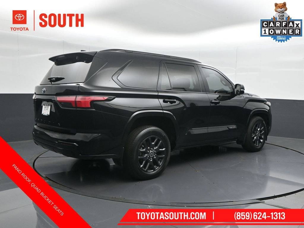 Used 2023 Toyota Sequoia Platinum image 2