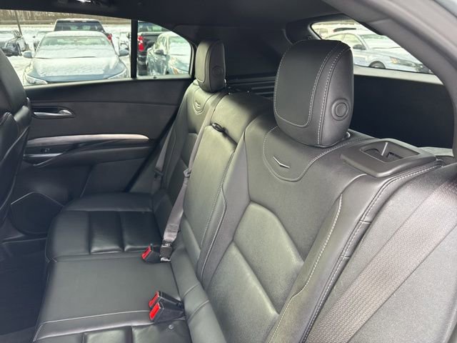 Used 2024 Cadillac XT4 Premium Luxury image 48