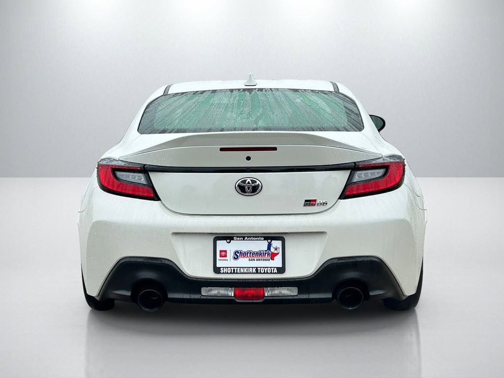 Certified 2023 Toyota GR86 Premium image 6