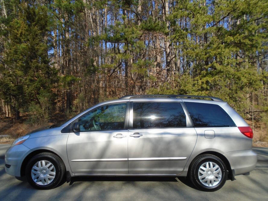 Used 2008 Toyota Sienna LE image 8