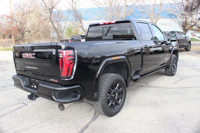 Used 2025 GMC Sierra 3500 AT4 image 16