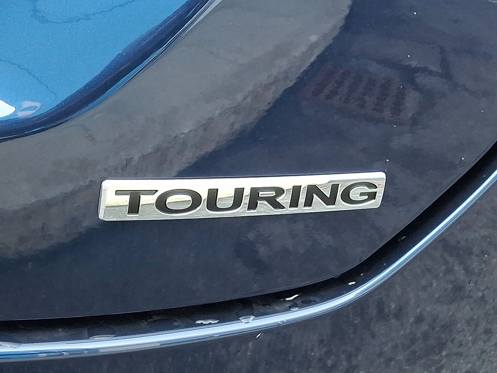 New 2025 Honda Pilot Touring image 12