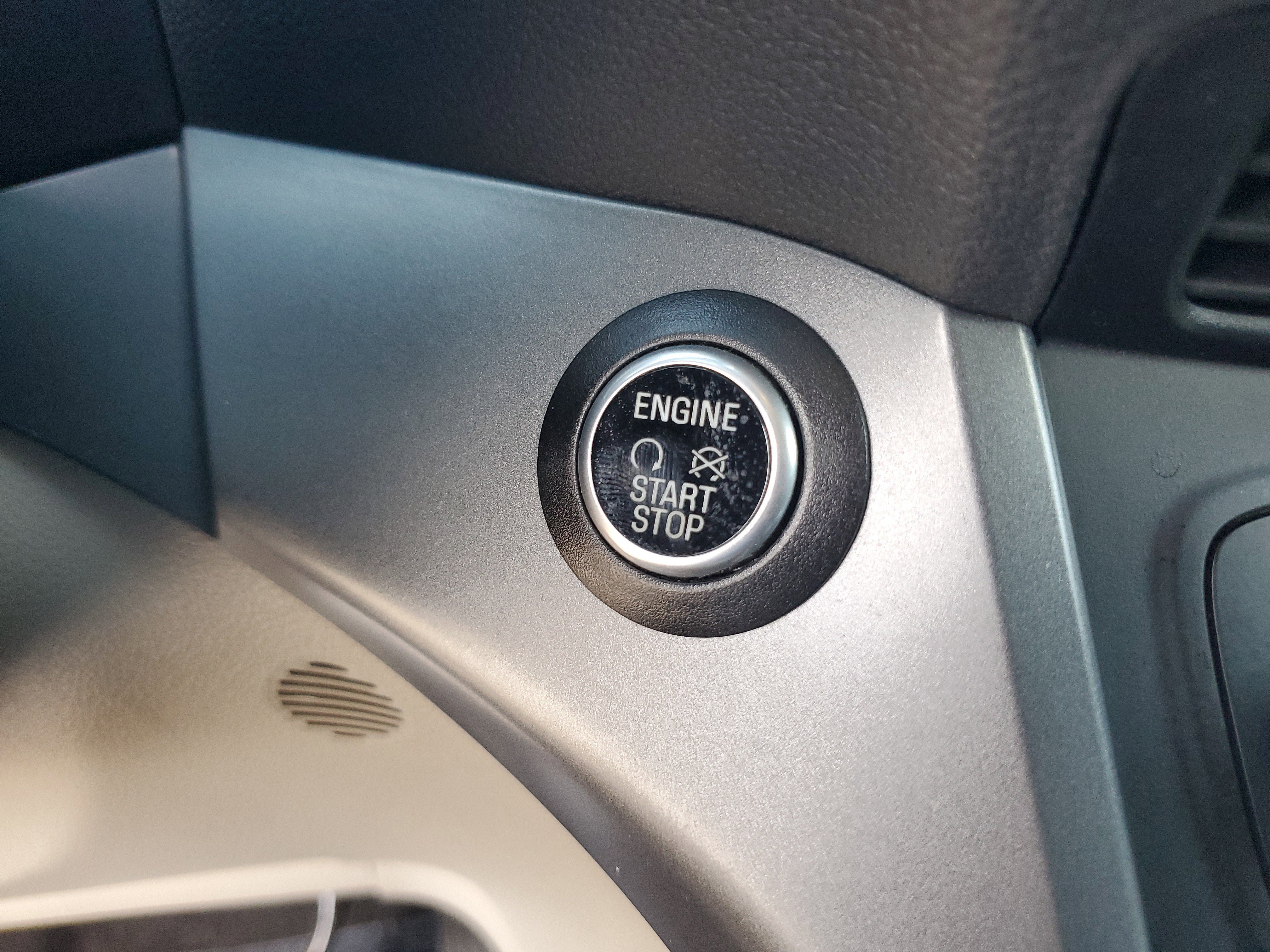 Used 2019 Ford Escape SEL image 29