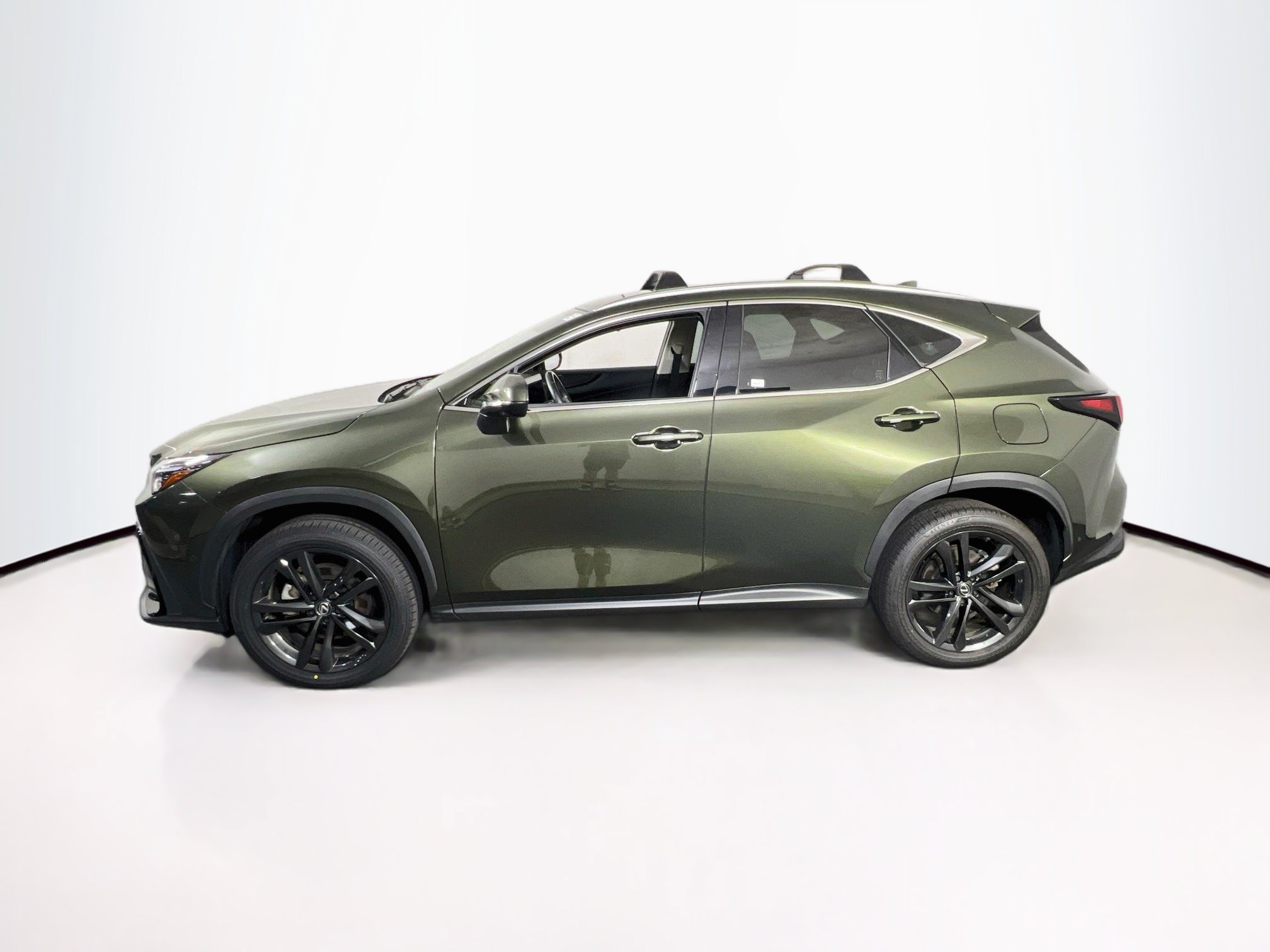 Used 2025 Lexus NX 450h+ AWD w/ Towing Package (2000 Lbs) image 8