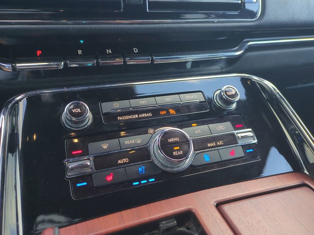 Used 2023 Lincoln Navigator L Reserve image 23