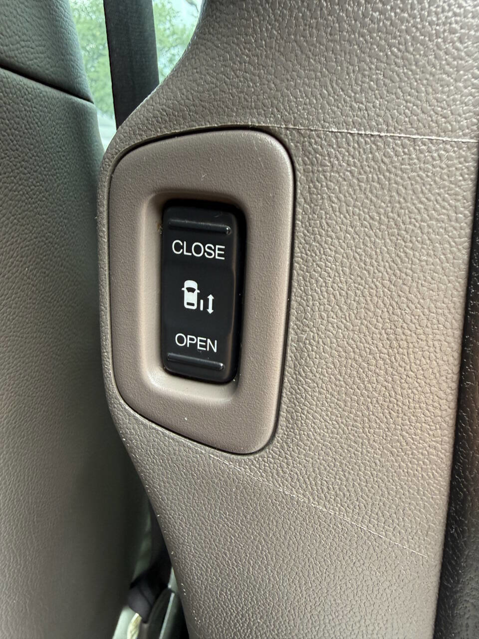 Used 2015 Honda Odyssey Touring Elite image 24